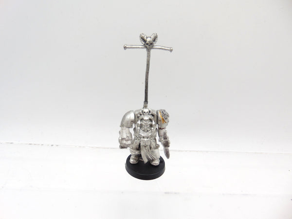 Librarian in Terminator Armour