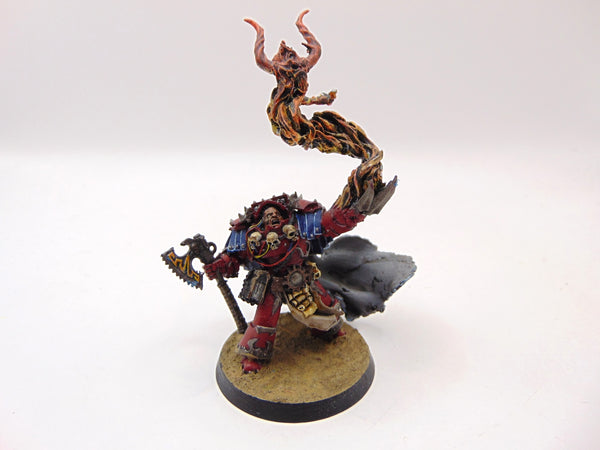 Traitor Librarian in Cataphractii Terminator Armour