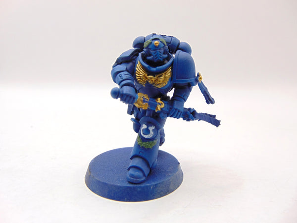 Primaris Lieutenant Calsius