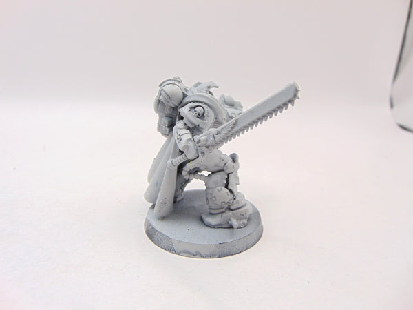Primaris Captain in Gravis Armour