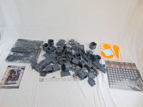 Dark Uprising Scenery - in box