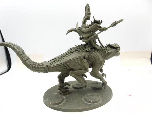 Saurus Oldblood / Kroq Gar on Carnosaur