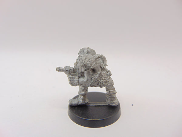 Space Ork Raider Boy with bolta