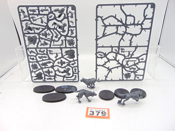 Wolf Guard Headtakers
