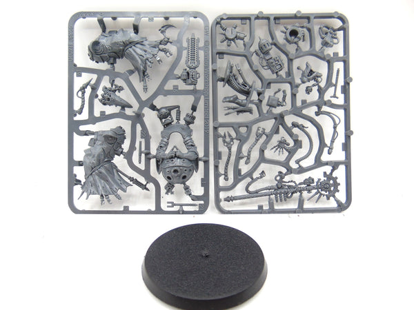 Tech Priest Manipulus