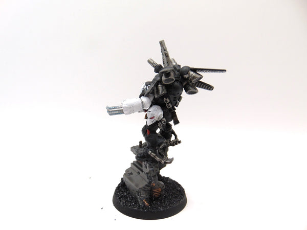 Chapter Master Kayvaan Shrike