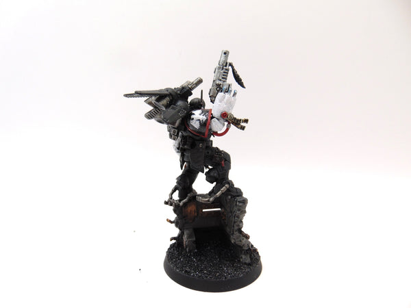 Chapter Master Kayvaan Shrike