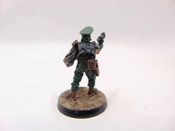 Elysian Senior Officier