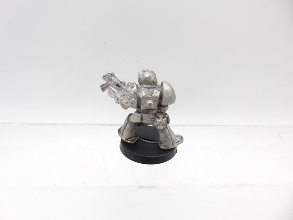 Lieutenant with Power Sword & Bolt Pistol
