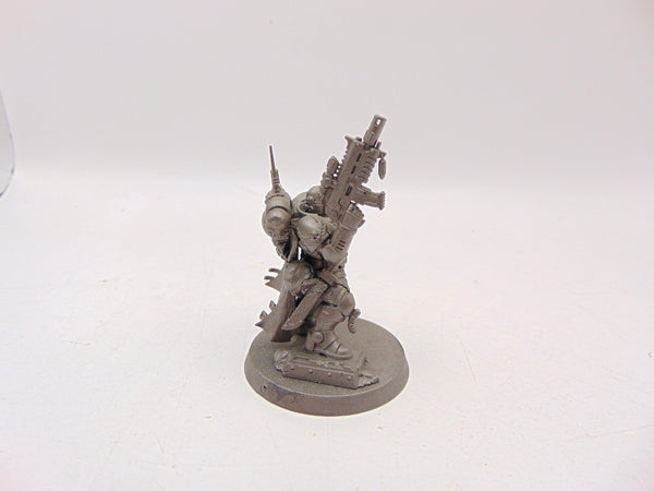Primaris Captain in Phobos Armour