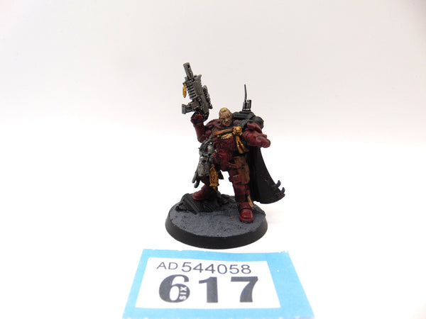 Primaris Captain in Phobos Armour