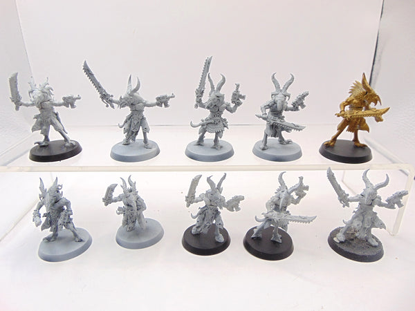 Tzaangor with Chainswords
