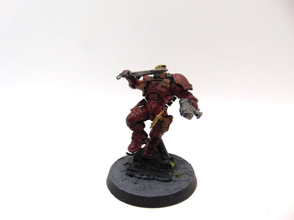 Primaris Lieutenant in Reiver Armour