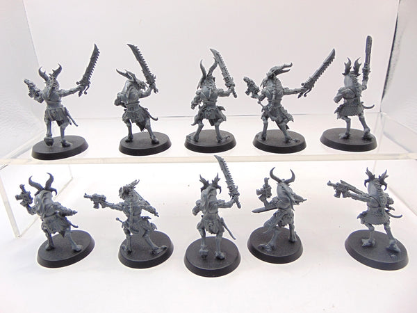 Tzaangor with Chainswords