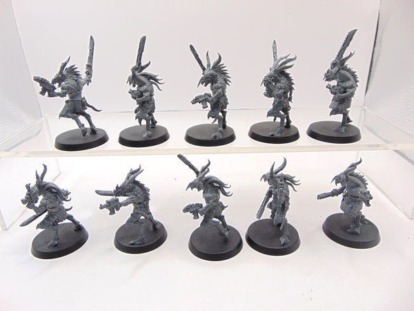 Tzaangor with Chainswords