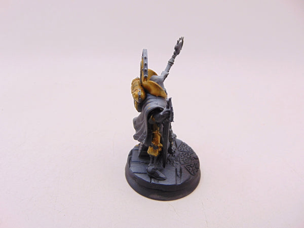 Canoness