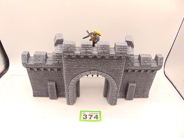 Mighty Fortress Gatehouse