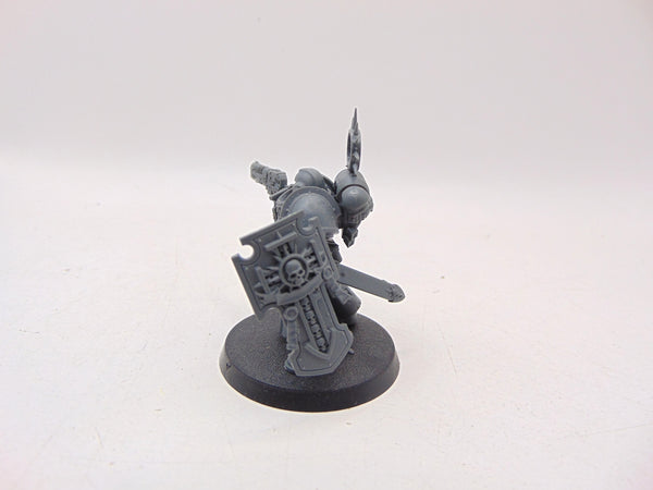 Primaris Lieutenant with Storm Shield