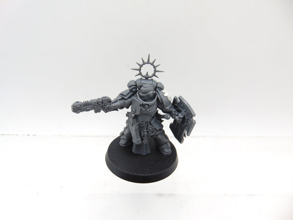 Primaris Lieutenant with Storm Shield