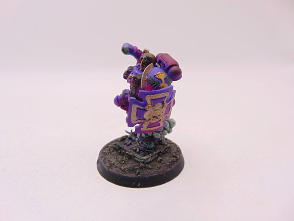 Primaris Lieutenant in Reiver Armour