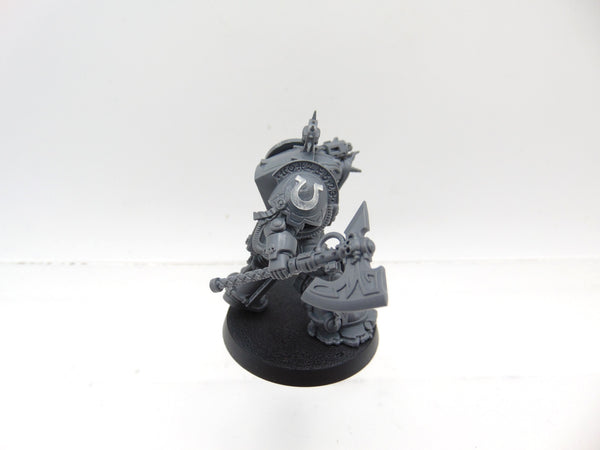 Librarian in Terminator Armour