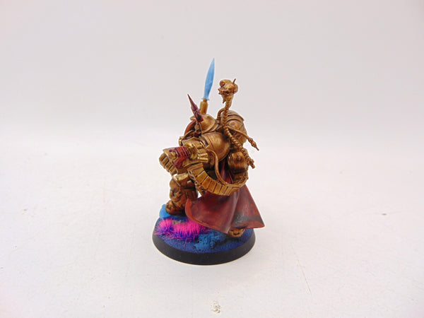 Primaris Captain in Gravis Armour