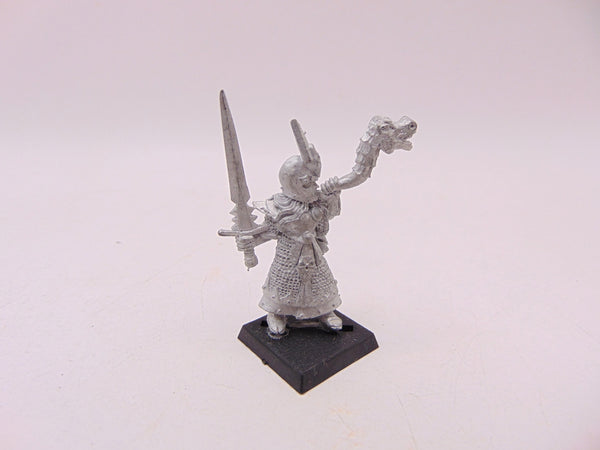 Dark Elf Musician