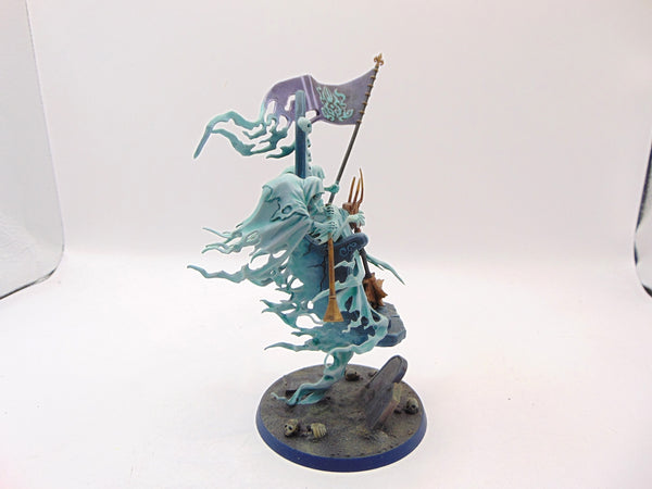 Kurdoss Valentian, The Craven King