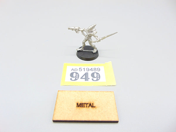 RT04 Space Elves Cmmr. Inghen Keentongue