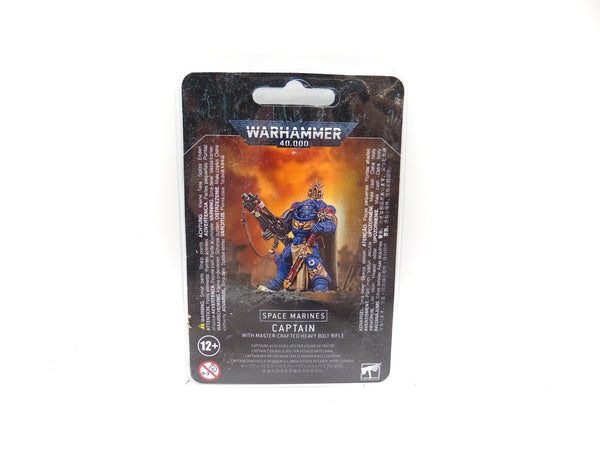 Primaris Captain in Gravis Armour