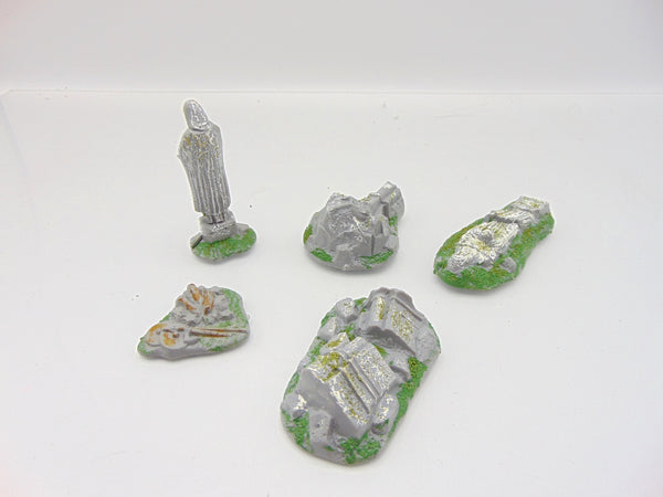 Statues and Ruins