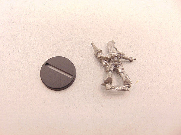 Space Elf Commander Avele Swifteye