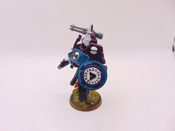 Tau Commander