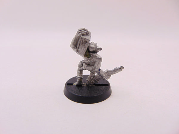 Gretchin Carrying a Ammo Box & Shotgun