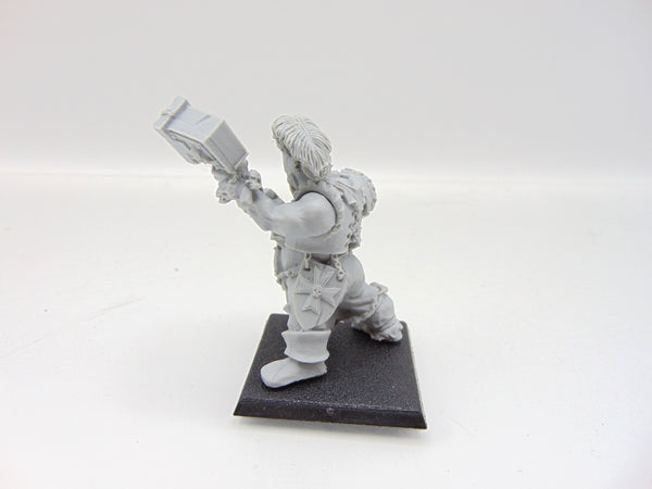 Empire Maneater