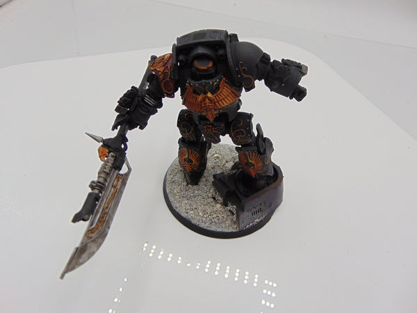 Legio Custodes Contemptor Achillus Dreadnought