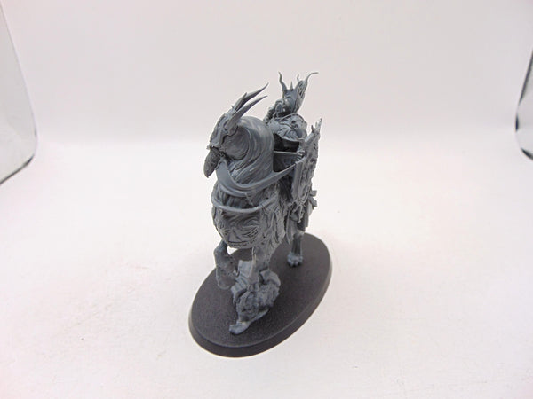 Lord Vigilant on Gryph-stalker