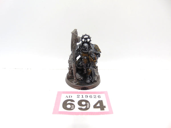 Tribune Ixion Hale