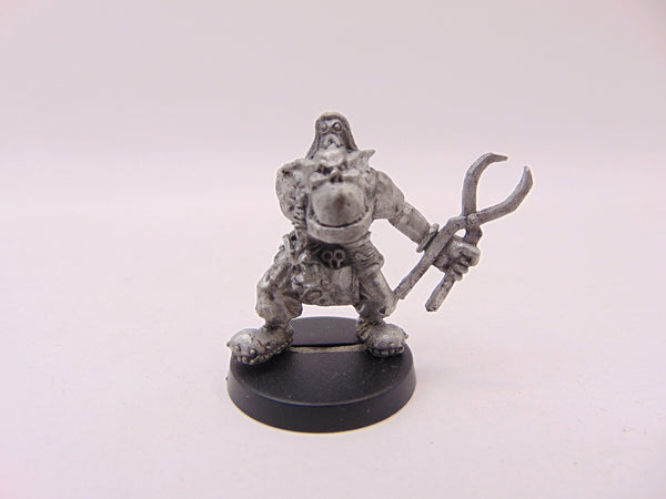 Painboy with Pincers
