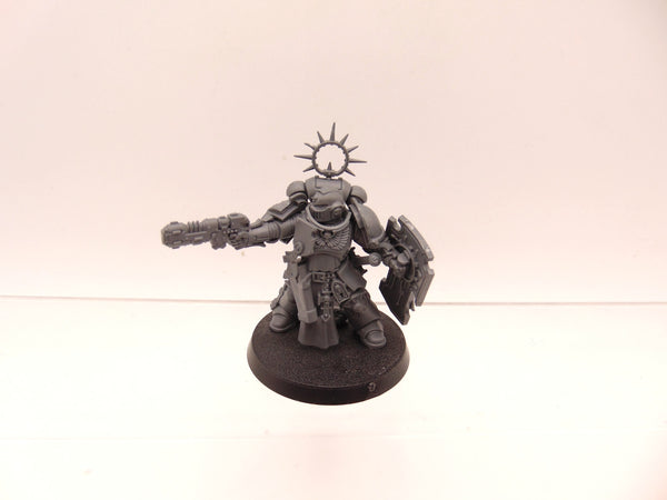 Primaris Lieutenant with Storm Shield