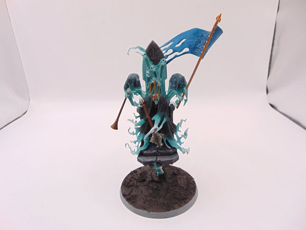 Kurdoss Valentian, The Craven King