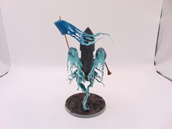 Kurdoss Valentian, The Craven King