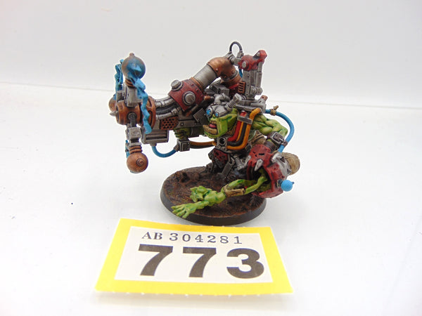 Big Mek with Shokk Attack Gun