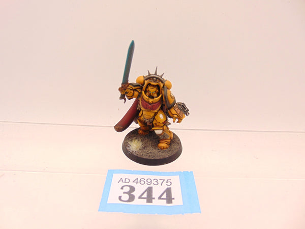 Primaris Captain in Gravis Armour