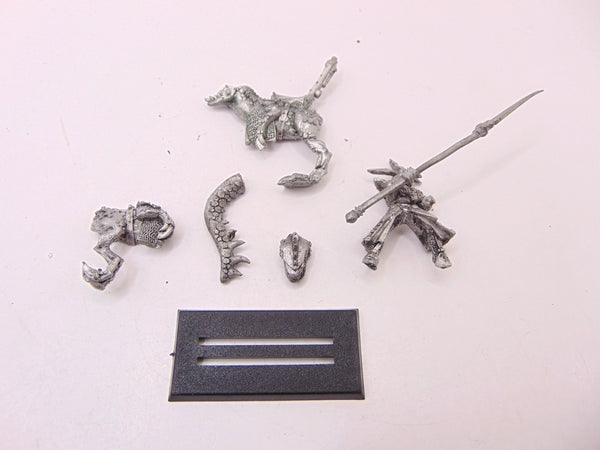 Dark Elf General Mounted on Armoured Cold One