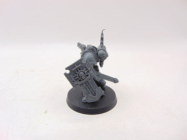 Primaris Lieutenant with Storm Shield