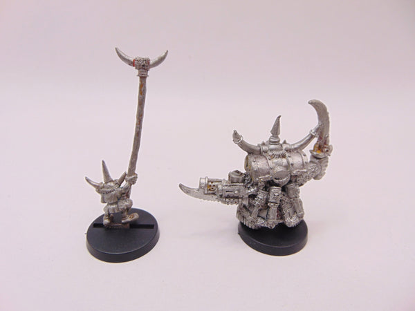 Ghazghkull Thraka & Makari