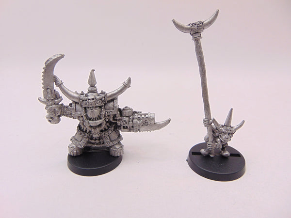 Ghazghkull Thraka & Makari