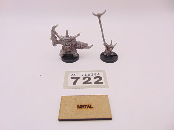 Ghazghkull Thraka & Makari