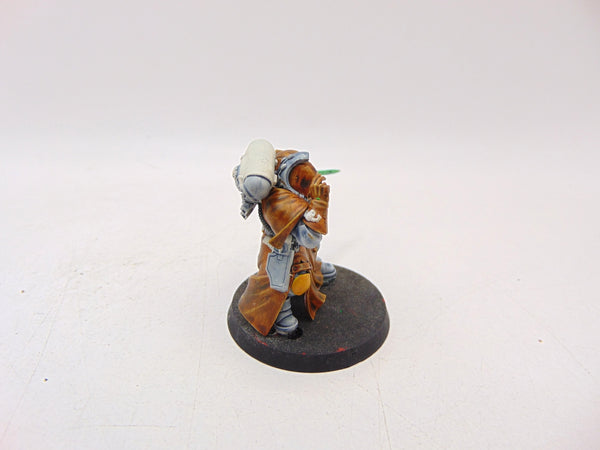 Primaris Librarian in Phobos Armour
